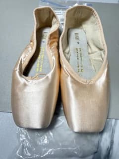 J.BLOCH 4C1/2〜51/2 5足まとめ売り バラ売り可能 - メルカリ