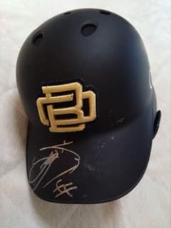 ORIX バファローズ 実使用 ヘルメット サイン入 頓宮裕真 ♯44 - メルカリ