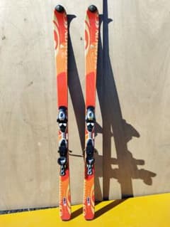 SALOMON サロモン スキー板 オレンジ色 pilot ビンディング付き - メルカリ