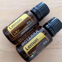 ドテラジャパン正規品】ドテラdoTERRAレモン15ml×2本 - メルカリ