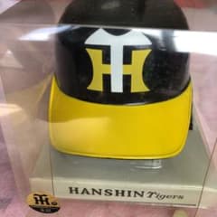 阪神タイガースヘルメット型 AMラジオ - メルカリ