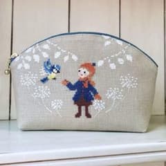 クロスステッチ❤︎シェル型ポーチ ハンドメイド サモイロフ - メルカリ