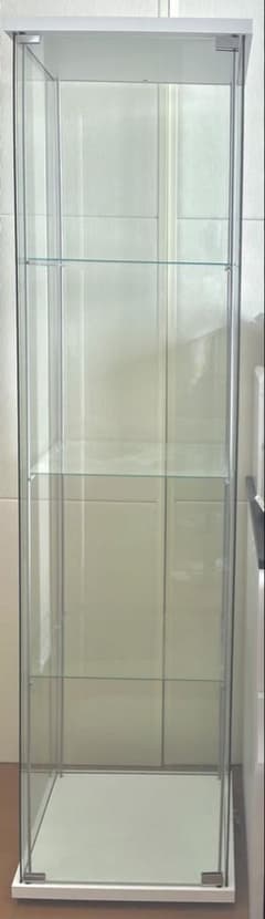 梱包・発送たのメル便】IKEA デトルフ ガラス扉キャビネット - メルカリ