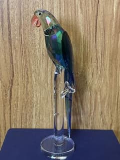スワロフスキー 置物 ミドリコンゴウインコ - メルカリ