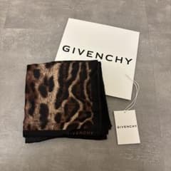 11/15まで】GIVENCHY ヒョウ柄 スカーフ 大判 - メルカリ