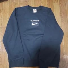 SUPREME NIKE ロゴ入り トレーナー ネイビー 値下げ可 - メルカリ
