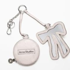 アクネストゥディオズ AcneStudios チャームキーリング キーホルダー