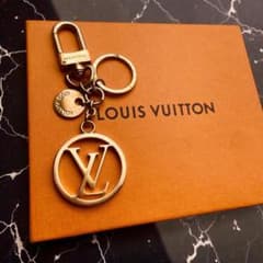 美品✨ルイヴィトンキーホルダー LV サークル カットゴールドM68000