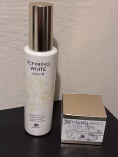 最終セール！】新品ハウスオブローゼ リファイニングホワイト 化粧水