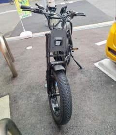 SUPER73系 電動アシストファットバイク 自転車 18Ahバッテリー - メルカリ