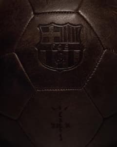 バ*ー様 新品未使用 FCバルセロナ NIKE トラヴィススコット サッカー