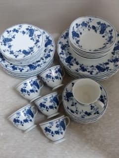 ロイヤルマイセン カップ＆ソーサー、ボウル、プレート 36pc - メルカリ