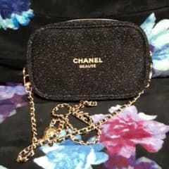 新品未使用 CHANEL ノベルティー ブラックポーチ 可動式チェーン付き