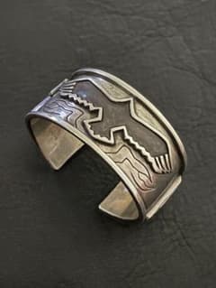 ジョニーデップ着用 インディアン ナバホ スパロウ着用 バングル