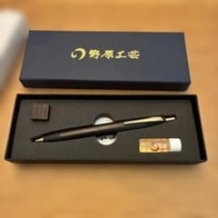 m82464458122_1.jpg?1758432444