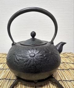 USED品 岩手県奥州 佐秋鋳造所 佐藤守巨造 真作保証 南部鉄瓶 南部