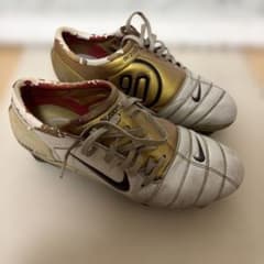Nike トータル90 当時モデル 取替式 スパイク ホワイト/ゴールド