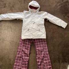 ESTIVO 、他スノーボードウェア（ホワイト・チェック柄） 処分価格