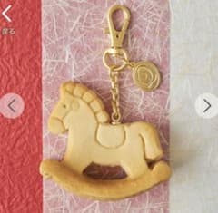 Q-pot. 2026 Happy Bag 木馬/焼きたてクッキーバッグチャーム - メルカリ