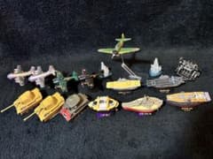 海洋堂 戦艦 空母 戦闘機 爆撃機 戦車 ガチャガチャ - メルカリ