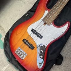 momoko0516様リクエストBacchusエレキベース - メルカリ