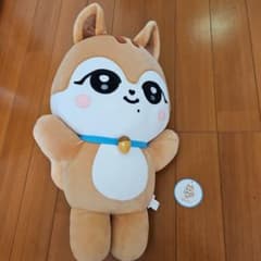 ive minive popup ガウル ダリ メガクッション DAL-E - メルカリ