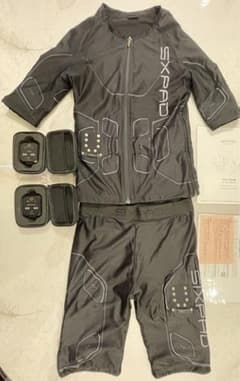 最終値下げ！ SIXPAD シックスパッド パワースーツ男性用 上M 下L