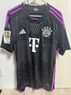 FCバイエルン・ミュンヘン キミッヒ選手 ユニフォーム - メルカリ