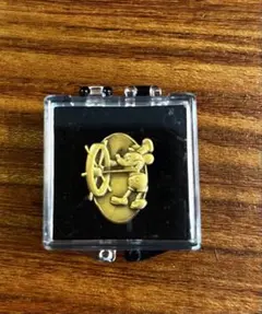 2026年最新】ディズニーキャスト ピンの人気アイテム - メルカリ