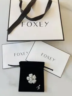 2026年最新】ブローチ フォクシーの人気アイテム - メルカリ