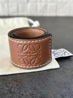 2026年最新】loewe バングルの人気アイテム - メルカリ