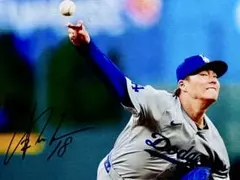 2026年最新】山本由伸 直筆サインの人気アイテム - メルカリ