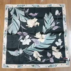 2026年最新】レオナール スカーフの人気アイテム - メルカリ