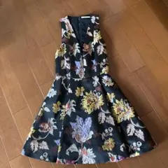 2026年最新】alice+olivia ワンピースの人気アイテム - メルカリ