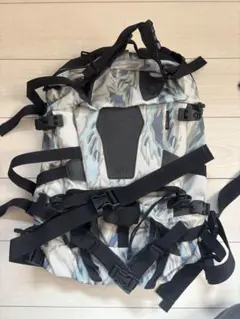 2026年最新】burton ak リュックの人気アイテム - メルカリ