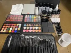 2026年最新】BRI-DE メイク道具・化粧小物の人気アイテム - メルカリ