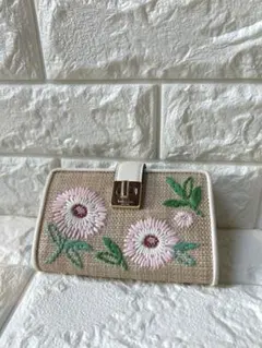 kate spade 2つ折り財布 フィービー 花柄 刺繍 ベージュ - メルカリ