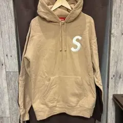 2026年最新】supreme sロゴ コムドット ゆうた着用の人気アイテム