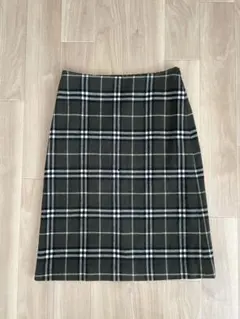 2026年最新】バーバリーチェックスカートの人気アイテム - メルカリ
