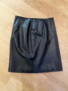 2026年最新】ロエベレザースカートの人気アイテム - メルカリ