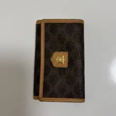 2026年最新】セリーヌ 6連キーケース ブラウンの人気アイテム - メルカリ