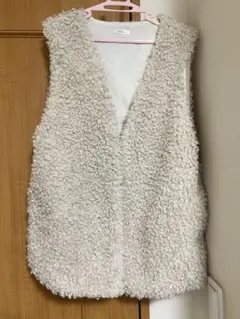 2026年最新】白ベストの人気アイテム - メルカリ