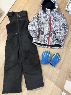 2026年最新】SNOZUスキーウェアの人気アイテム - メルカリ