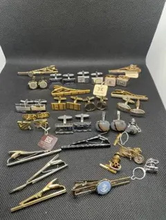 2026年最新】Burberrysピンバッチの人気アイテム - メルカリ