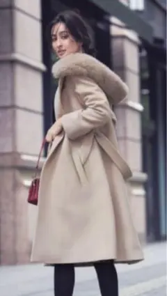 2026年最新】ジャスグリッティー コート ファーの人気アイテム - メルカリ