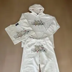 2026年最新】Davryu パーカーの人気アイテム - メルカリ