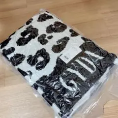 2026年最新】GYDA 布団・毛布の人気アイテム - メルカリ