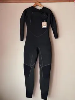 2026年最新】パタゴニア ウェットスーツの人気アイテム - メルカリ