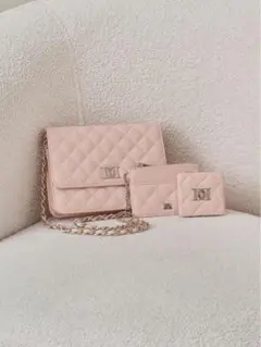 2026年最新】darich ノベルティ キルティングレザートラベルの人気