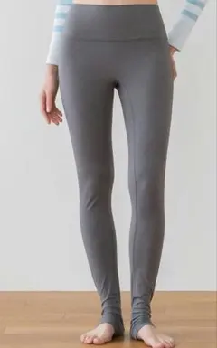 2026年最新】ホットヨガスタジオ LAVA 種類：レギンス ヨガウェアの